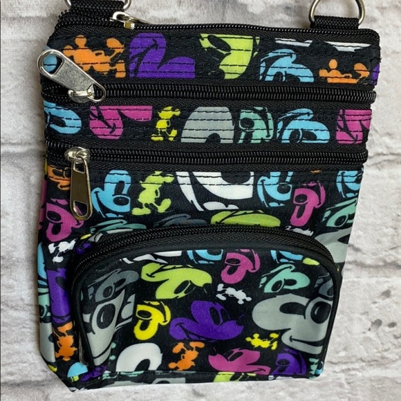 Disney Authentic Original Crossing Bag NWT - Picture 3 of 6
